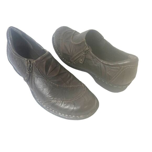 Clarks bendables Shoe Women 8.5M Dark Brown Leather Comfort Casual Slip On Flats - Picture 1 of 11